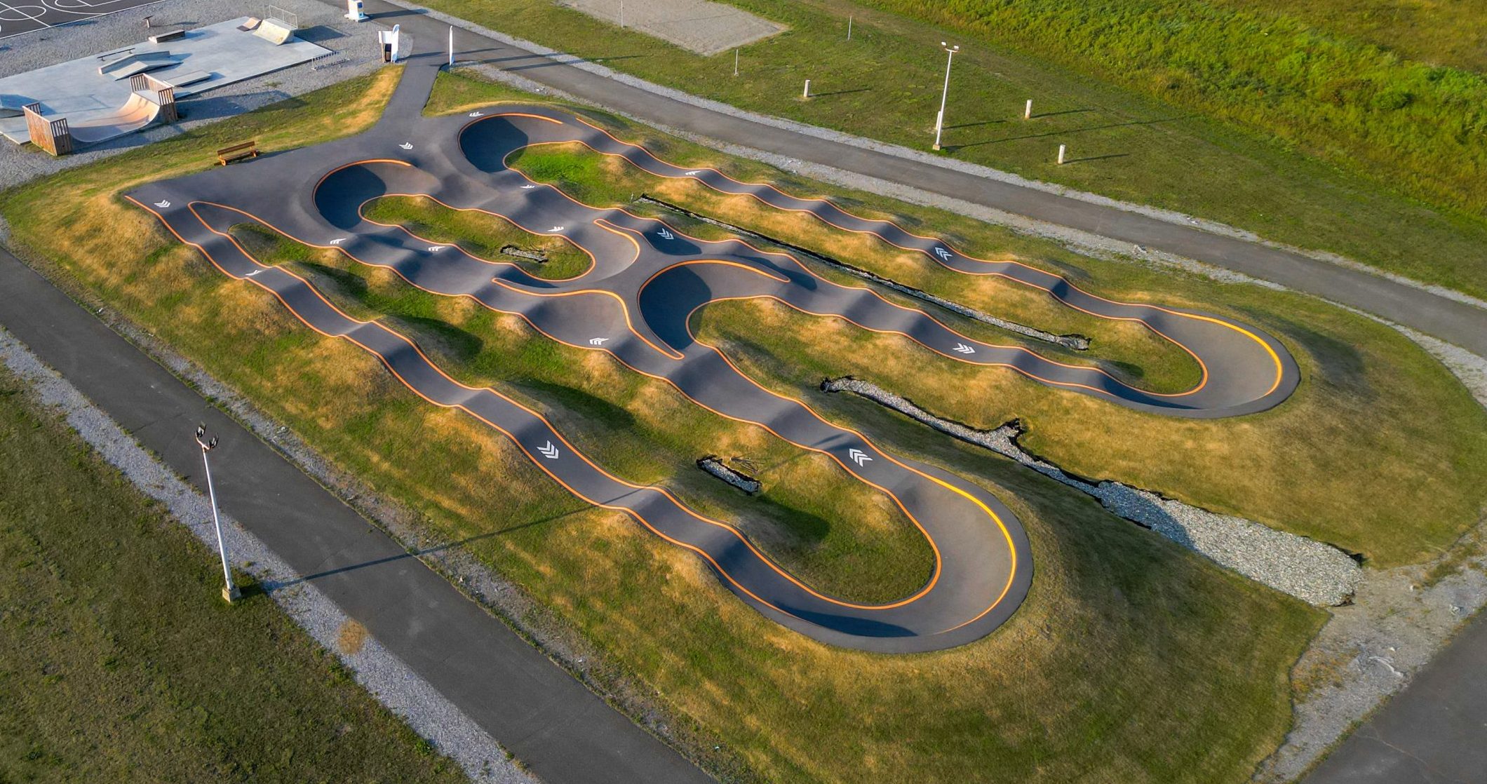 Pumptrack en asphalte
